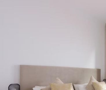 Luxury Apartment for rent in Benahavís, Spain - Photo 2