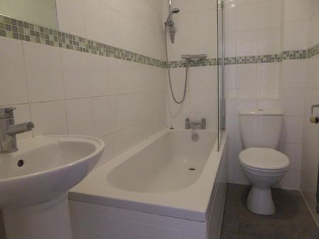 1 bedroom apartment to rent - Photo 4