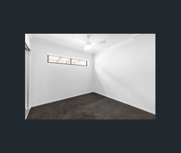 Near new top floor apartment - Photo 1