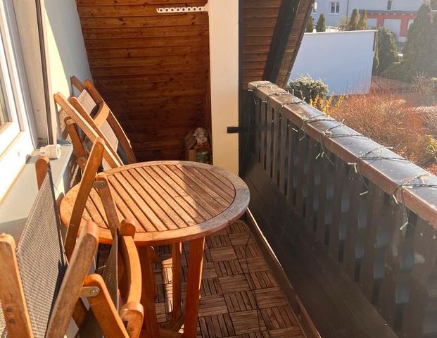 Wohnung 3 Zimmer mit Schrägen - Foto 1