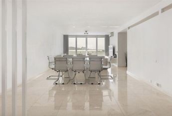 3 Bedroom Apartment with swimming pool, Algés, Oeiras