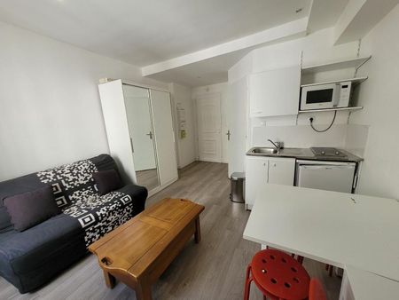 Location Appartement 1 pièce 16m² LYON 3ème - Photo 5