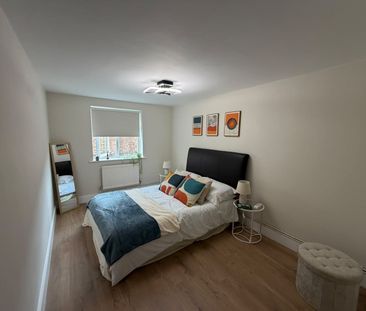2 Bed Flat, Knox Road, E7 - Photo 3