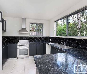 2 / 8 Albert Street, Youngtown TAS 7249 - Photo 5