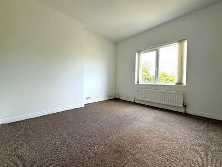 100 Ellis Street, Carrickfergus, BT38 8AZ - Photo 3