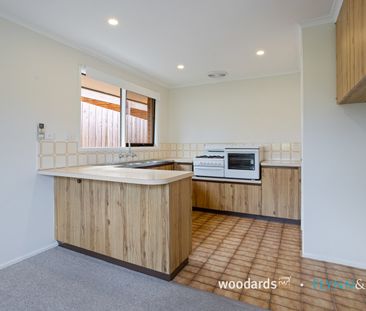 Charming Rosebud Home with Lawn Care Included - Photo 5