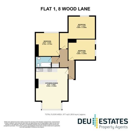 3 bedroom Flat in Wood Lane, Leeds - Photo 2