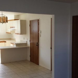 LOGEMENT À LOUER - Photo 2