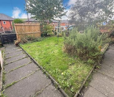 2 bedroom end of terrace house to rent - Photo 1