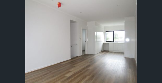 Location! Location! - Photo 1