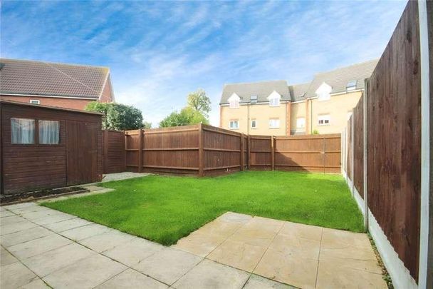 Headingley Close, Pitsea, Basildon, SS13 - Photo 1