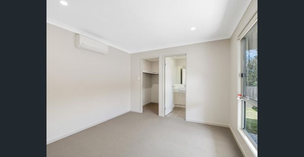 Modern Duplex In Prime Location - Photo 1