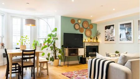 2 Bed Flat, Dixon Butler Mews, W9 - Photo 2
