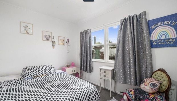 Comfortable Living - Photo 1