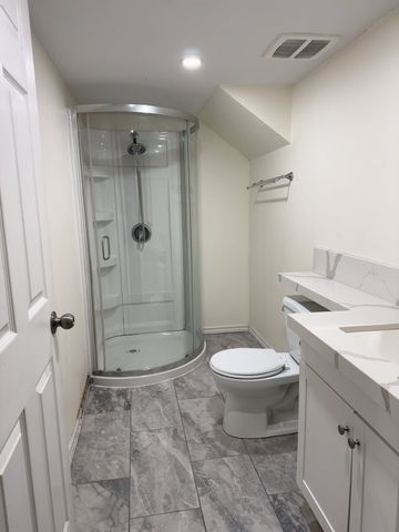 For Lease - 118 Blackwell Crescent Unit# Bsmt, Bradford West Gwillimbury, Ontario - Photo 3