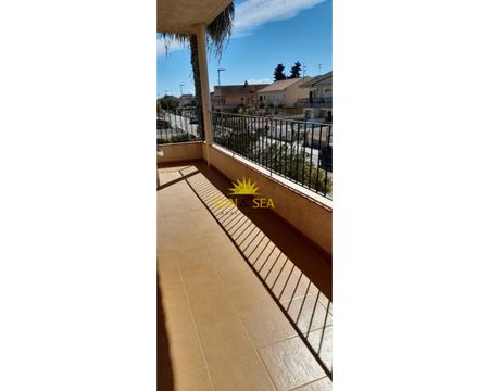 3 BEDROOM APARTMENT - LOS ALCÁZARES - Photo 2