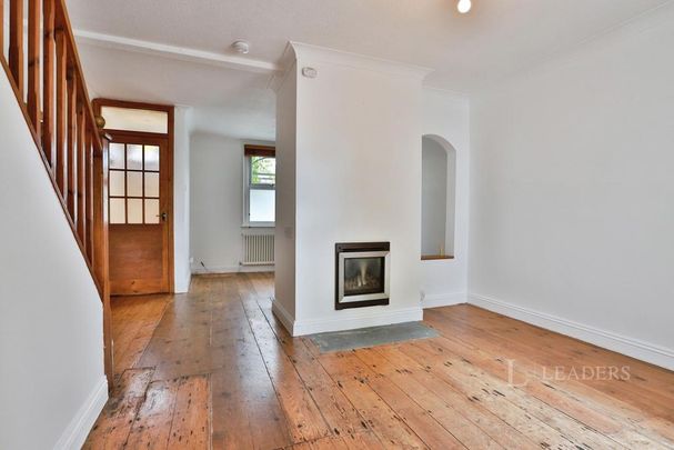 2 bedroom terraced house to rent - Photo 1