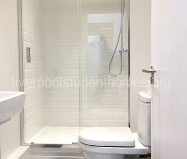 Jubilee Drive, Liverpool - Photo 6