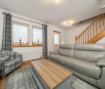 2 bedroom terraced house to rent - Photo 1