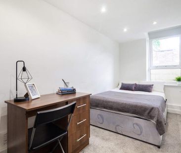 2 bedroom flat to rent - Photo 3