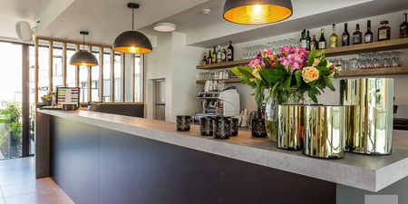 Serviceflat te huur in Lanaken voor € 923 met 1 slaapkamer - Photo 5