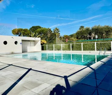 Location Appartement F1 La Roquette Sur Siagne - Photo 3