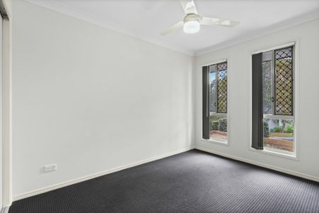 Modern Family Home in Ormeau - Photo 2