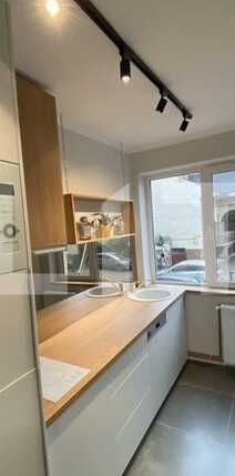 Apartament cu 2 camere, 50 mp, zona P-ta M. Viteazu - Photo 1