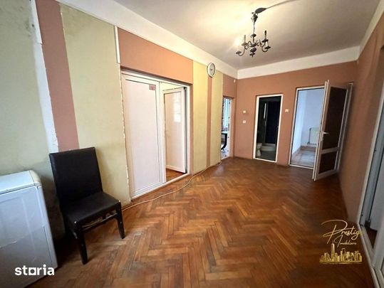 Casa cu 8 camere de inchiriat in zona Centrala - Oradea - Photo 1