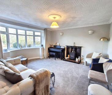 3 bedroom detached bungalow to rent - Photo 1