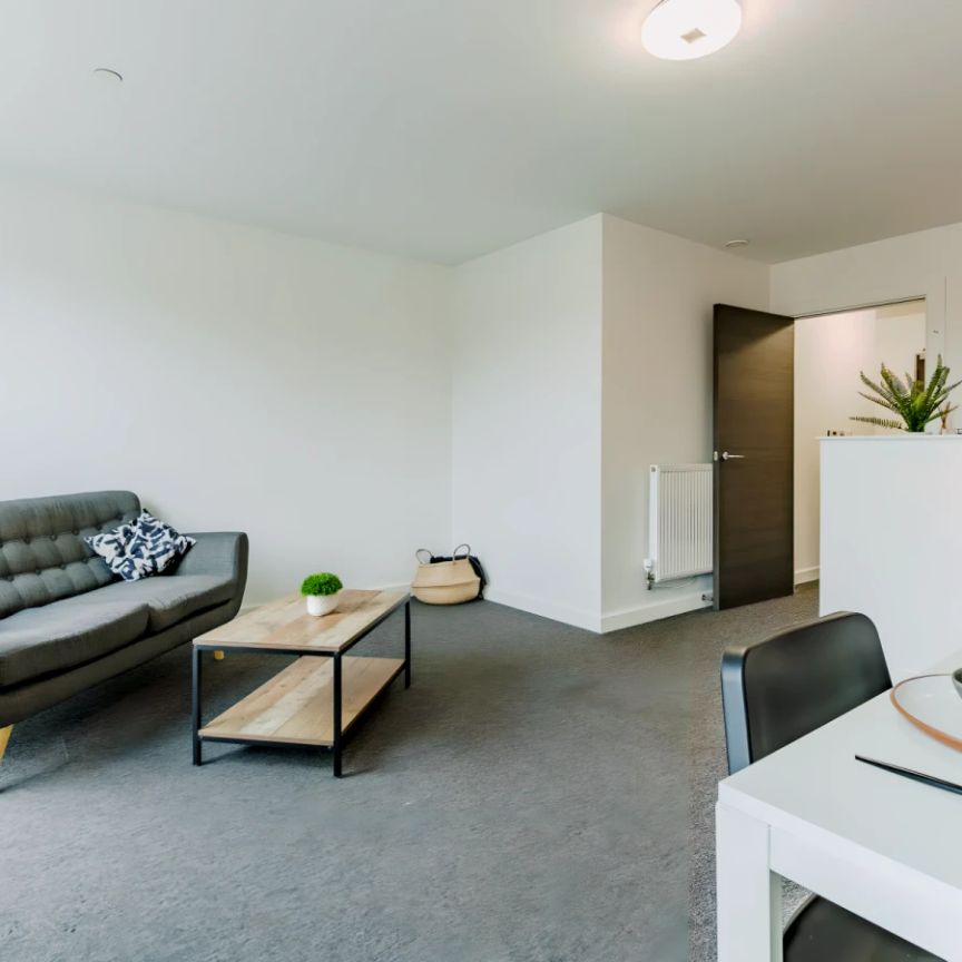 2 Bed Apartment En Suite - Photo 1