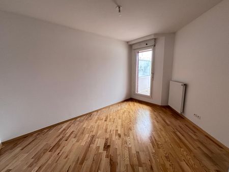 Location Appartement 2 pièces 51m² - Photo 5