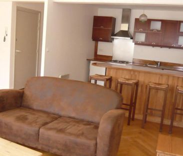 Appartement à louer 2 pièces 57.4m² - Photo 2