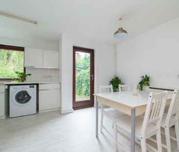 3 bedroom townhouse to rent - Photo 6
