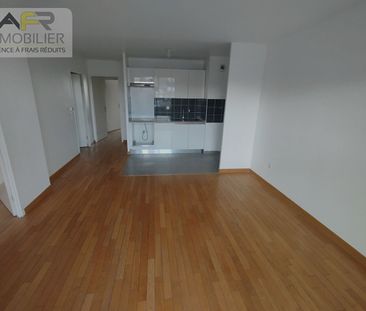 Location Appartement 3 pièces 61m² - Photo 3