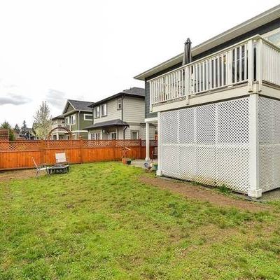 $3,400 / 3br - 1700ft2 - 2 Bath Upper main floor in Langford - Photo 1