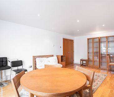 Wotton Court, Jamestown Way, London - Photo 2