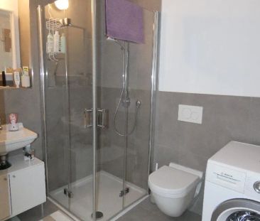 Gemütliche 2-Zimmer-Wohnung im Erdgeschoss mit Einbauküche und Terr... - Photo 5