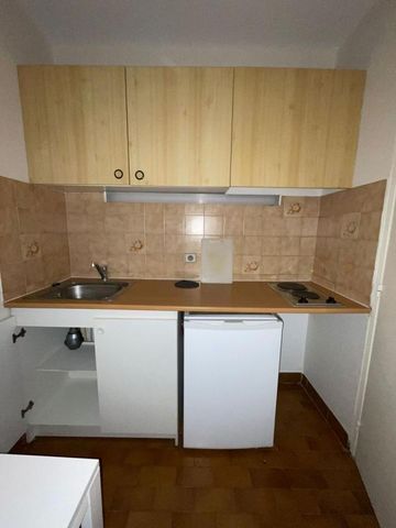 F1 27 m². Cuisine indépendante équipée. - Photo 4