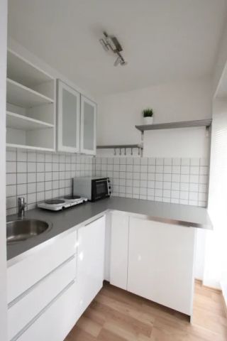 Schick möbliertes 1 Zimmer Apartment mit Balkon - Foto 5