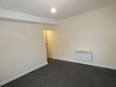 Lytham Road Flat 2 - Photo 5