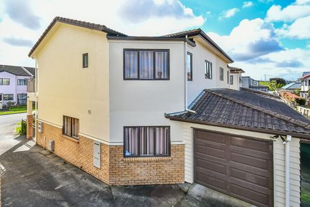 Prime Flat Bush Living - Photo 4