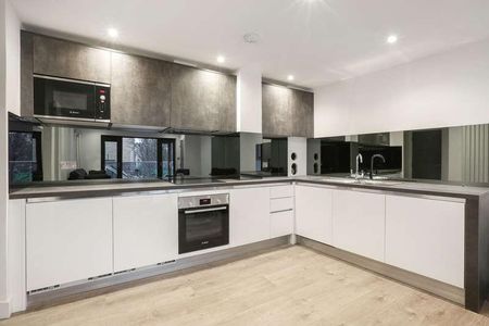 Commercial Road, Whitechapel, London, E1 - Photo 5