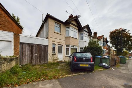 Woodside Road, Southampton - Photo 2