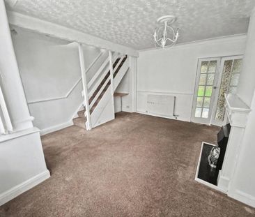 2 bedroom semi-detached house to rent - Photo 3