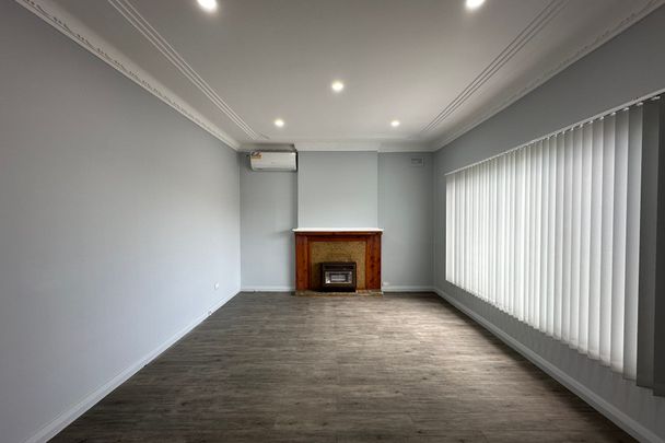 17 Gleeson Avenue - Photo 1