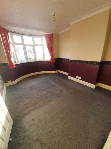 4 bedroom terraced house to rent - Photo 3