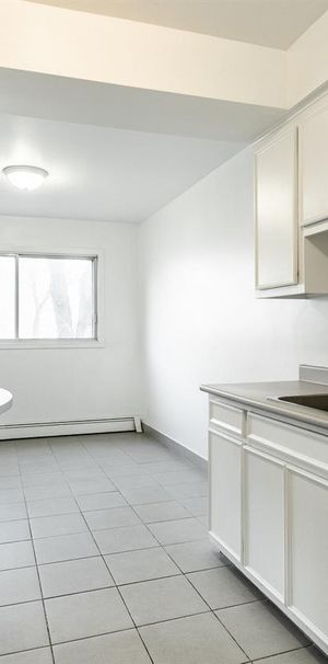 1 Bedroom - 7110 Avenue De La Devinière, Anjou - Photo 1