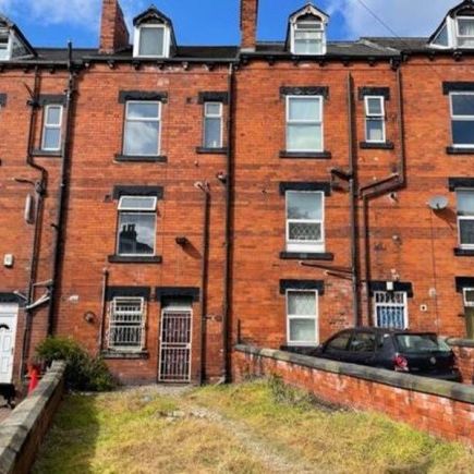 6 Bed - Ridgeway Terrace, Woodhouse, Leeds - Photo 1