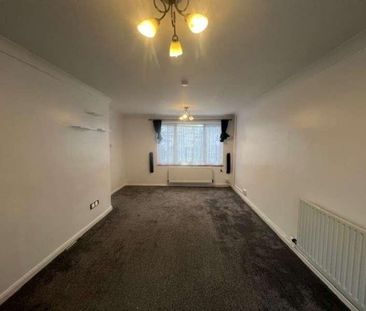 Upper Mealines, Harlow, Essex, CM18 - Photo 1